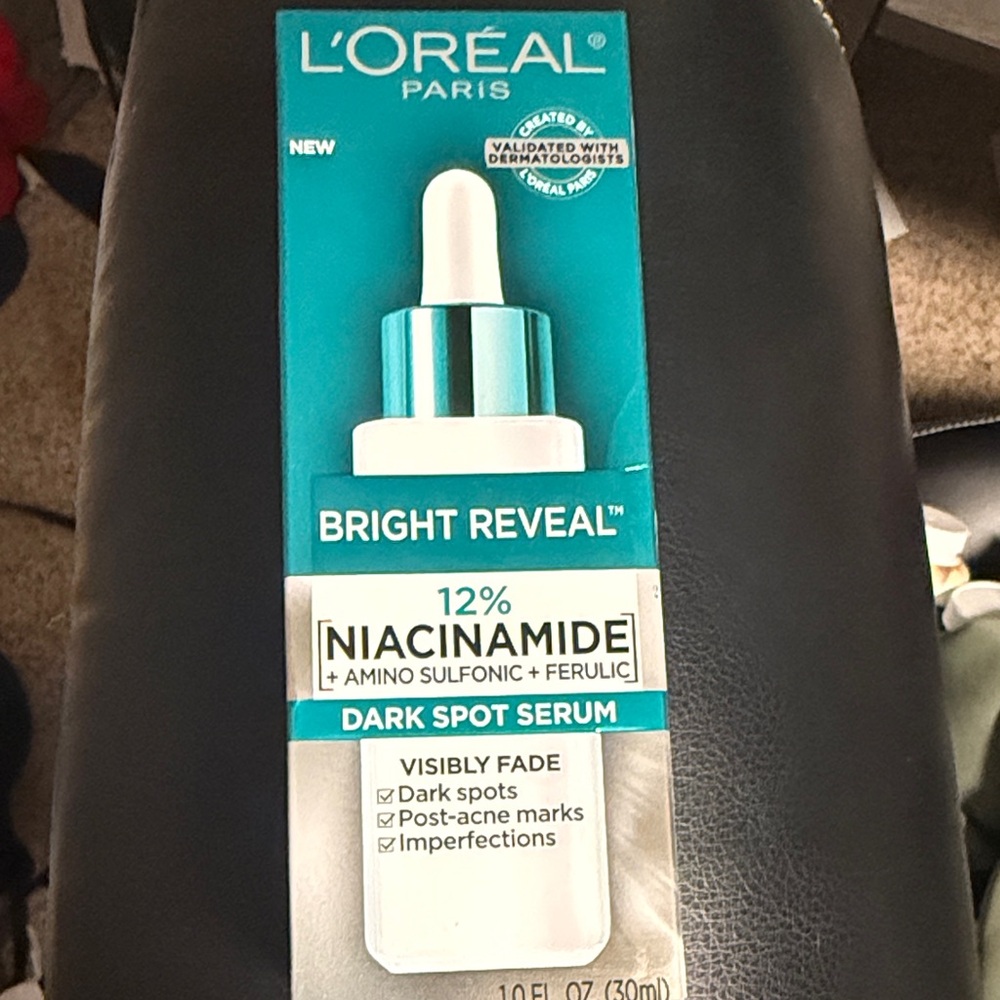L'Oréal Paris Bright Reveal Dark Spot Serum